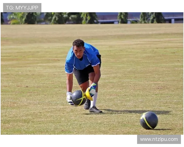 广州足球队耐力揭秘：从训练到比赛的全方位探索与分析